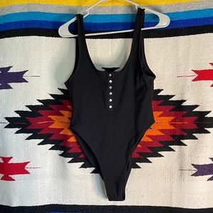 FINAL MARKDOWN Beach Bunny ribbed swimsuit